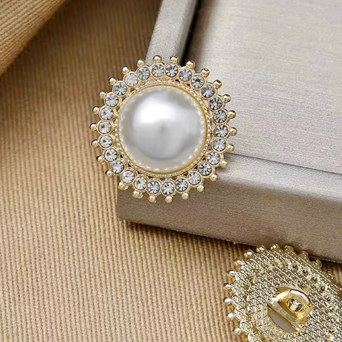 Metal beads pearl