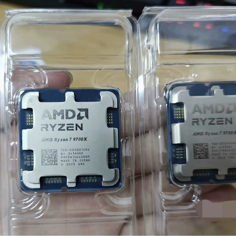 AMD Ryzen 7 9700X loose chip AM5 8-core 16-thread desktop computer CPU processor suitable for X870