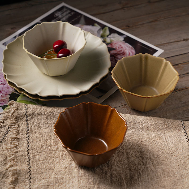 Japanese Style Vintage Lace Dishes Jingdezhen Household Ceramic Rice Bowl Distinctive Household Dim Sum Small Bowl Tableware Set Japanese Style Vintage Lace Dishes Jingdezhen Household Ceramic Rice Bowl Distinctive Household Dim Sum Small Bowl Tableware Set
