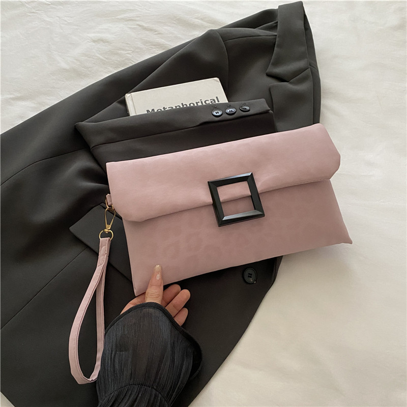 Moda francesa de moda bolso de brazo para mujeres 2025 verano nueva textura simple bolso de hombro pequeño