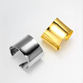 项链;耳钉;耳环