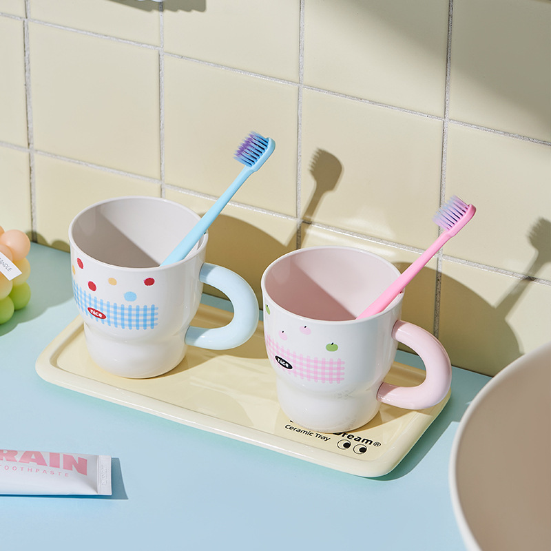 ドーパミンかわいい高価値家庭用歯磨きカップかわいい学生食品グレード漫画水玉歯磨きカップ|undefined