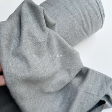 绒感中麻灰色斜纹衬衣裙子布料面料 厚度中型 春秋尾单宽145