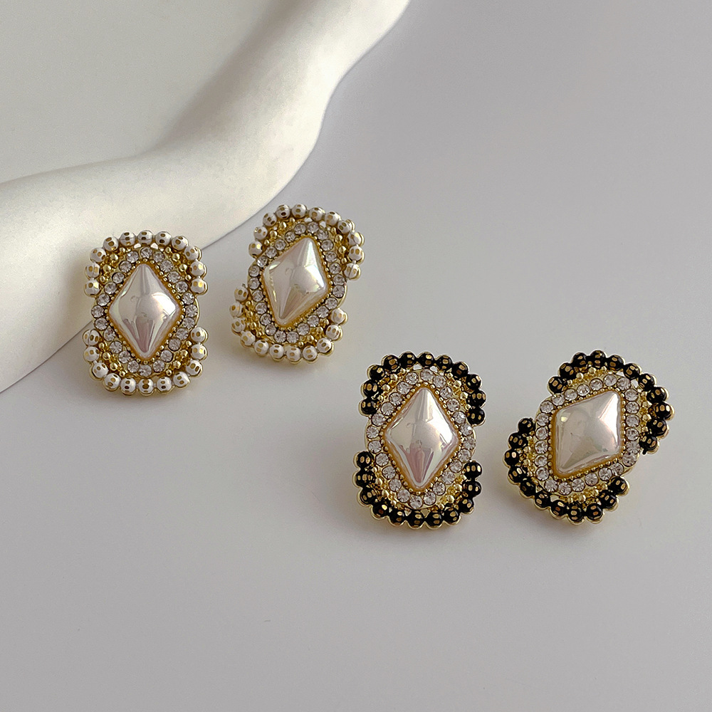 1 Pair Retro Geometric Metal Plating Artificial Pearls Rhinestones Womenu0027S Ear Studs