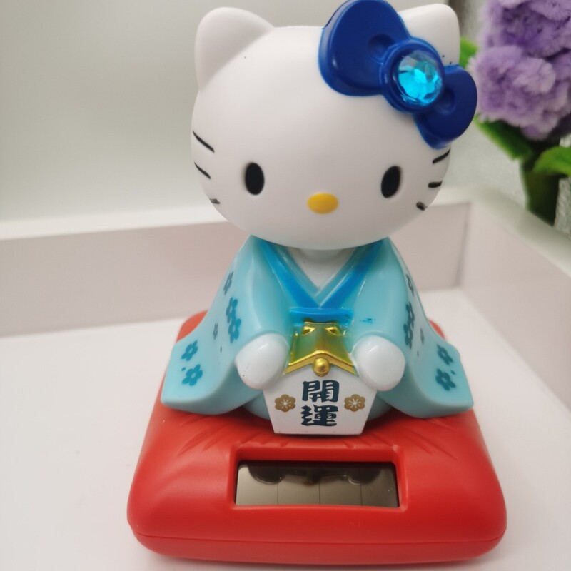 ソーラーシェイキングヘッドハローキティカーアクセサリー装飾品クリエイティブ漫画かわいい頭を振るkt猫|undefined