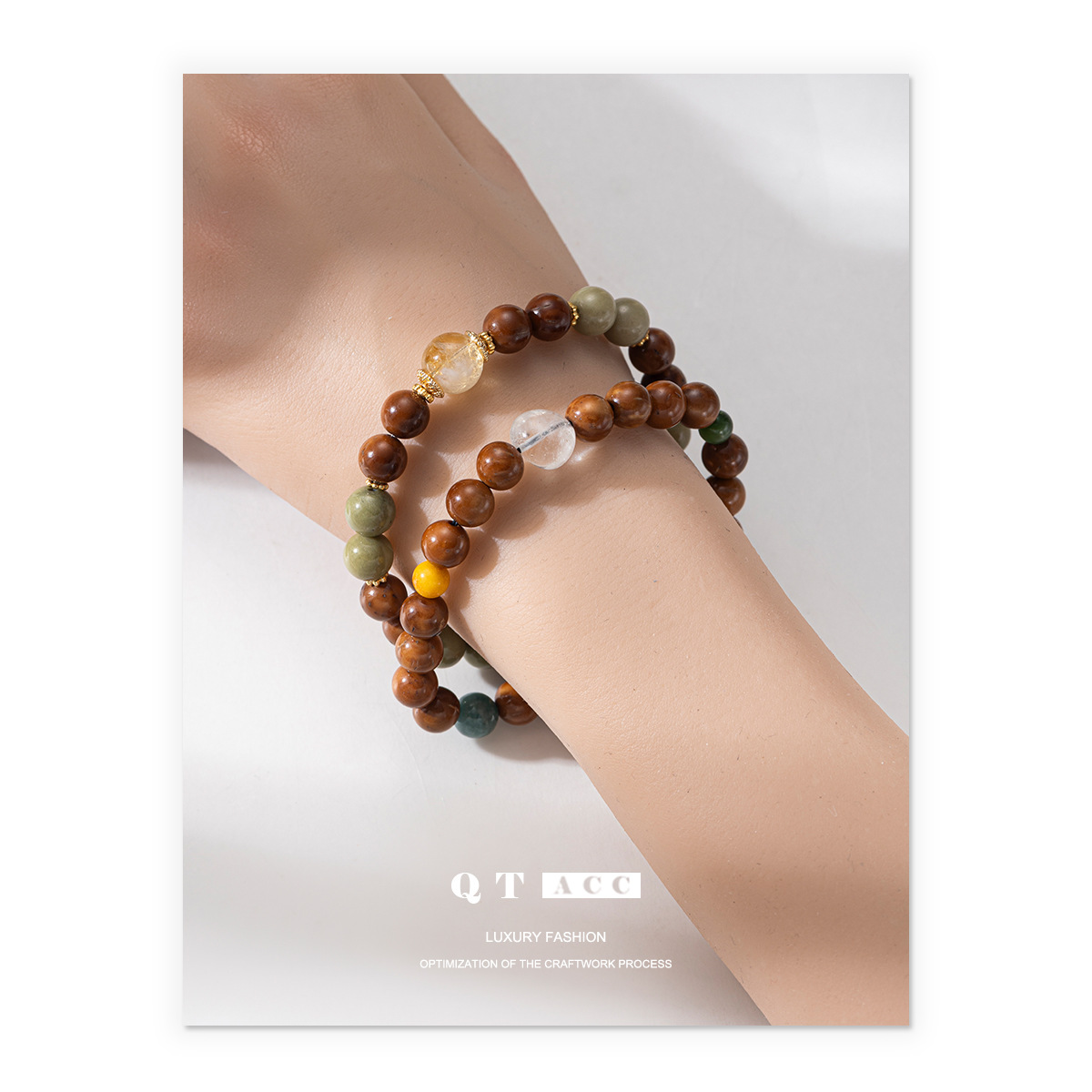 Pulsera retro de alta gama de todo fósforo, temperamento simple femenino, lujo ligero, madera de agar, cristal blanco, joyería con cuentas de ágata Cook