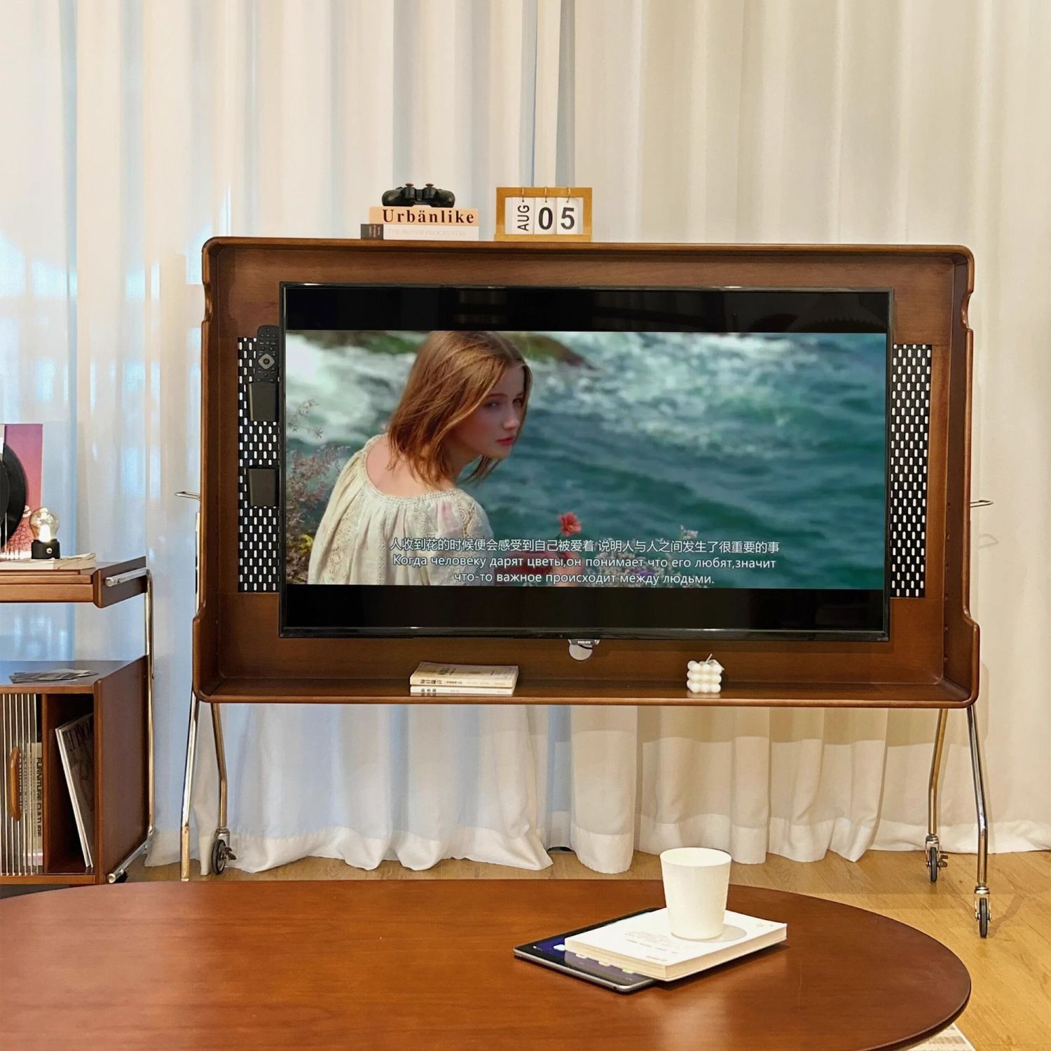 Movable Tv Stand Retro Small Apartment Home Living Room Tv Stand Antique Style Solid Wood Floor-Standing Tv Cabinet