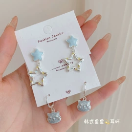 耳钉;耳环;耳圈