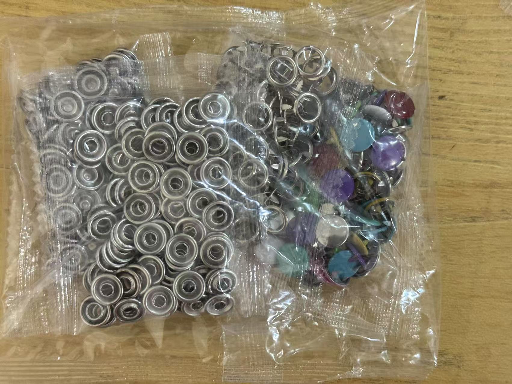 Juego de instalación de hebilla de cinco garras Botón de abrazadera de cinco garras Botón oculto Botón a presión Botón hembra Botón sin costura Botón transfronterizo de cinco garras