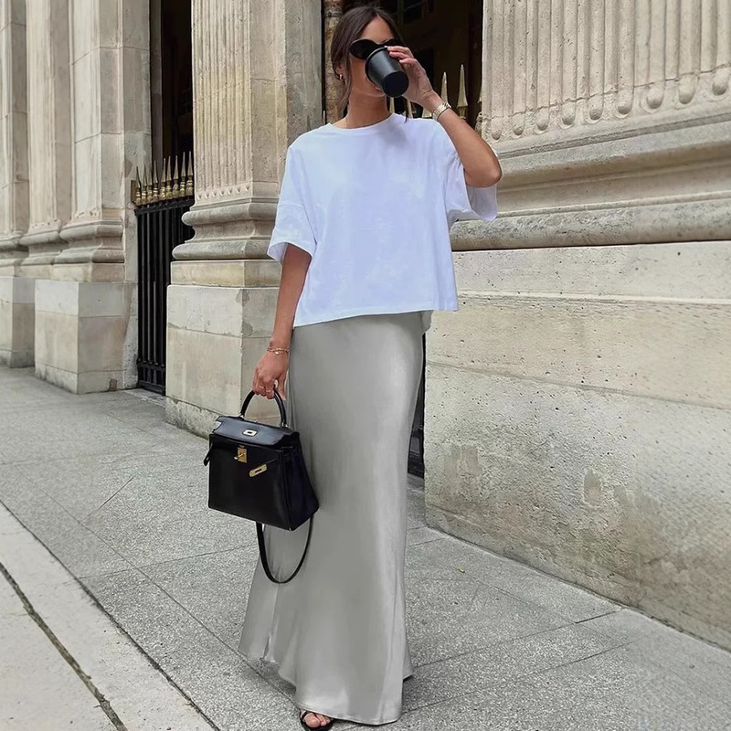 102 Long Acetate Satin High-End Skirt with an Ultra-Long Hem, Cut Diagonally to the Instep, A-Line Fishtail Skirt