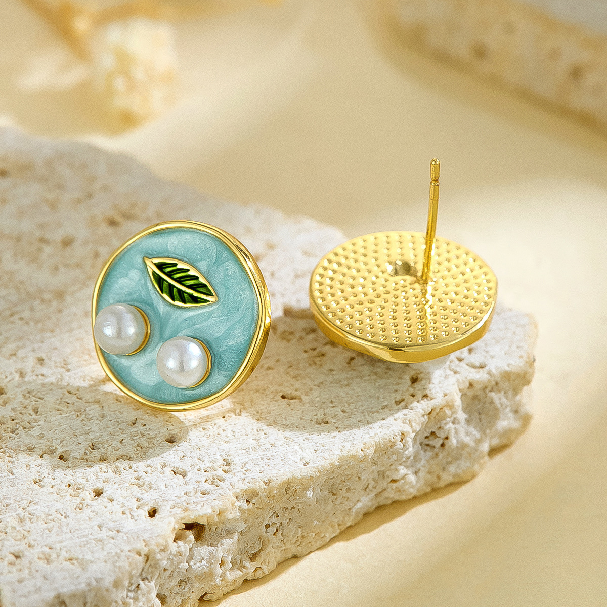 Pendientes de diseño de hojas de aceite de goteo redondo de estilo de pintura al óleo retro de alta gama Pendientes de perlas de temperamento de nicho francés