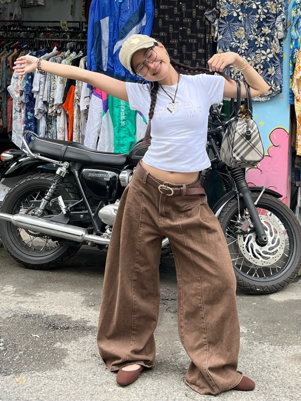 メイラードレトロスタイルプリーツデザインローウエストジーンズストリートホットガール婦人服新しい個性ルーズワイドレッグパンツ|undefined