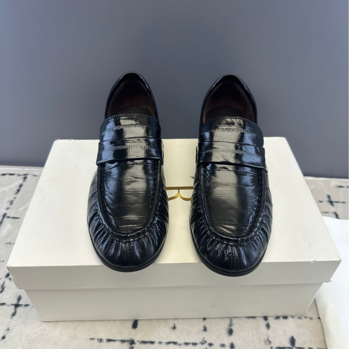 Retro casual loafers