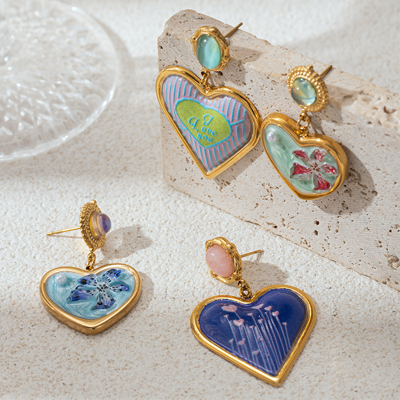 TENA estilo francés estilo medieval esmalte pintado estilo amor pendientes de mujer retro goteo de aceite ligero lujo alta sensación de pendientes