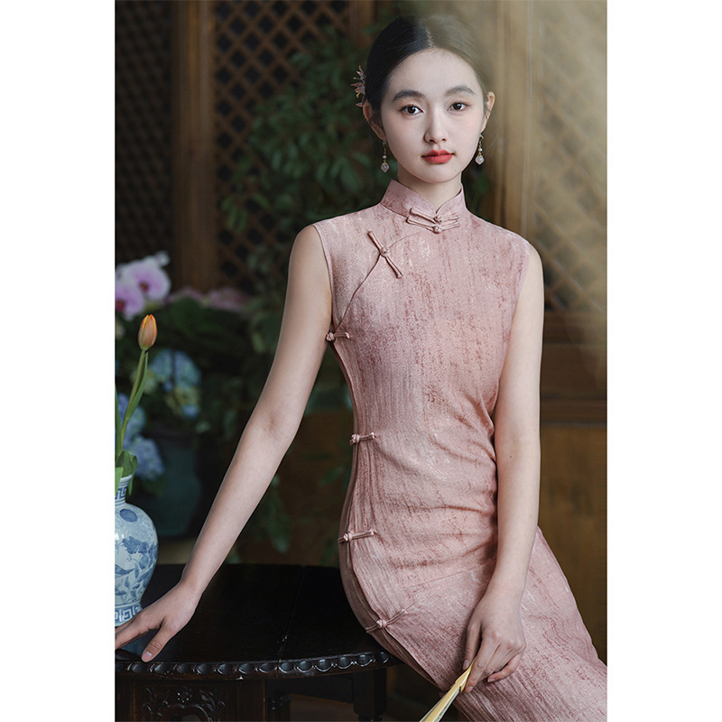 New Chinese Cheongsam Beautiful Engagement Daily Wear Plain Elegant 2025 New Women's Summer New Chinese Cheongsam Beautiful Engagement Daily Wear Plain Elegant 2025 New Women's Summer