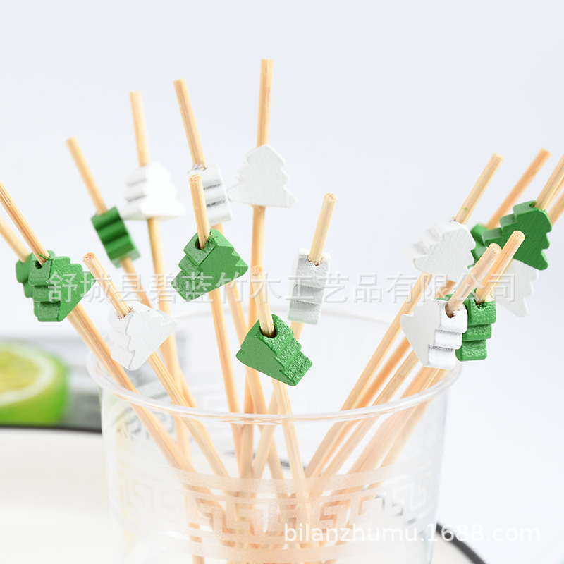 Frutas desechables enchufadas de pastel de bocadillos horquilla de pastel de luna horquilla casera adorable palo de bambú al por mayor árbol de Navidad