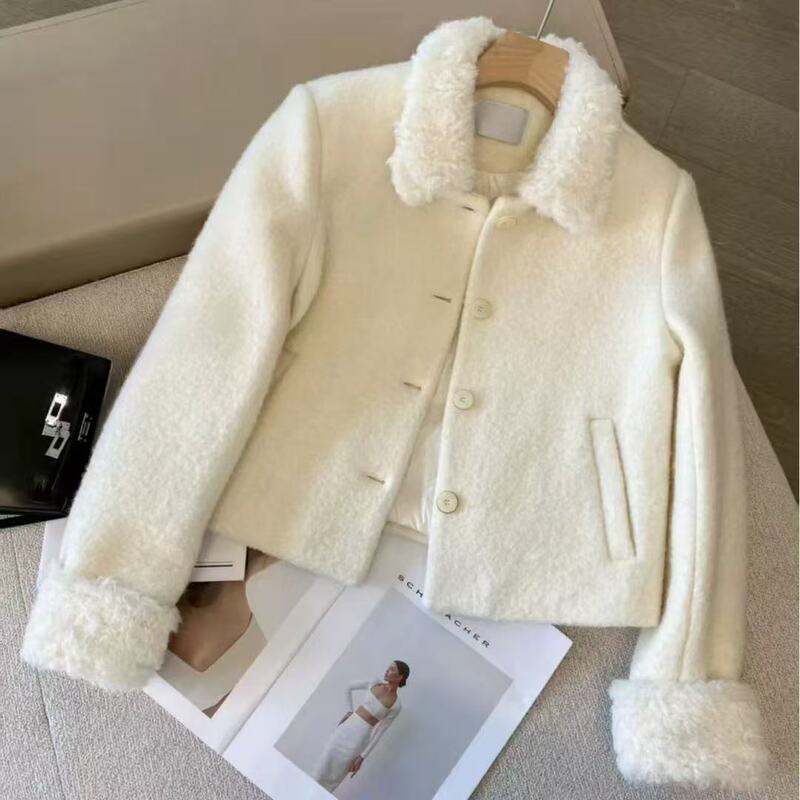 Thickened Down-Filled Patchwork Tweed Jacket for Women, Winter Style, Petite Size, with a Chanel-Inspired Design and Tweed Lapel