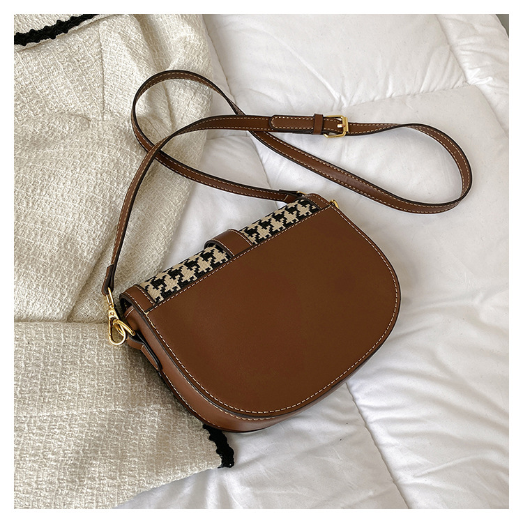 2023 Frühjahr neue Live-Übertragung Satteltasche karierte Umhängetasche Textur Hahnentritt einzelne Schulter Umhängetasche Damentasche_voghion.com