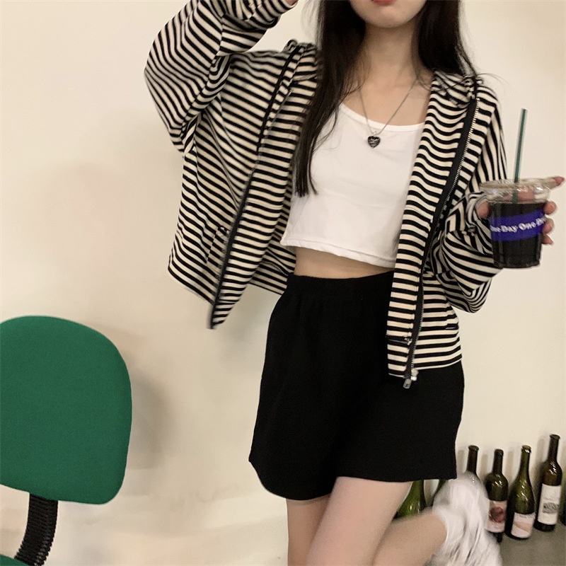 455g Weight Long Sleeve Sleeve Length Zipper Placket Type Polyester Fabric Type Short Top Length Hoodie Tops Type Casual, Daily Occasion Hooded Neckline Regular Fit Fit Type Stripe Pattern Spring, Autumn Season Women's Gender Casual, Streetwear Style Women's Casual Streetwear Stripe Zipper Hoodie 11