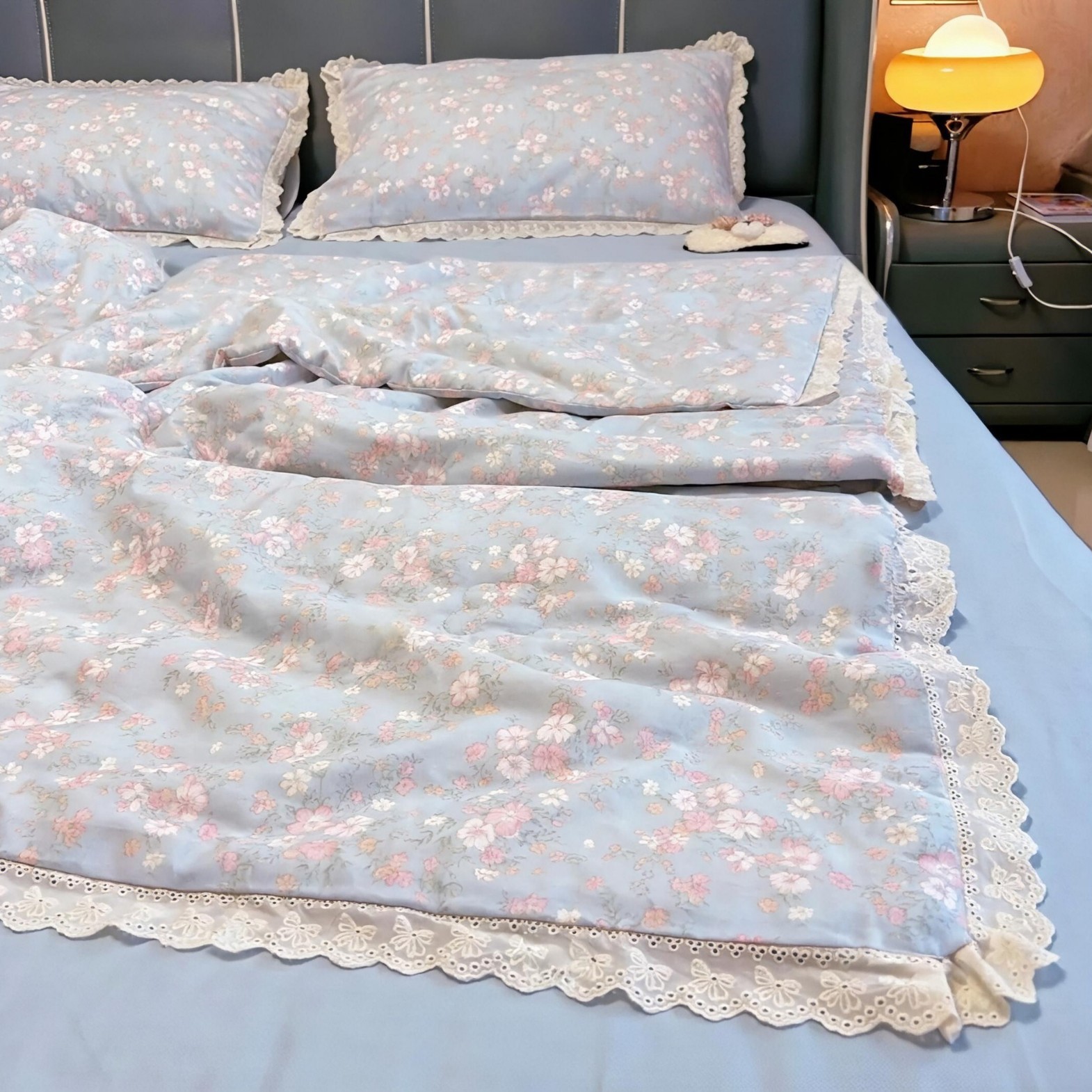 라인사이드 - 작은 흰색 레이스