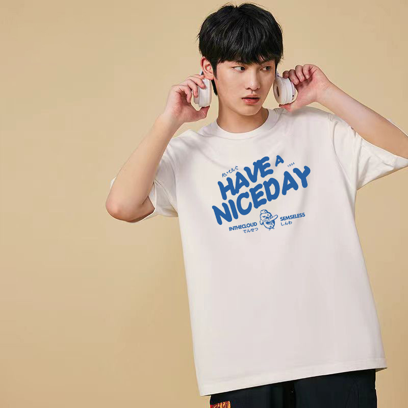 T-shirt de mangas cortas para hombres 2026 nuevo estilo de verano pareja chaqueta de hielo fresco estilo de puerto relajado transpirable T corta cómoda