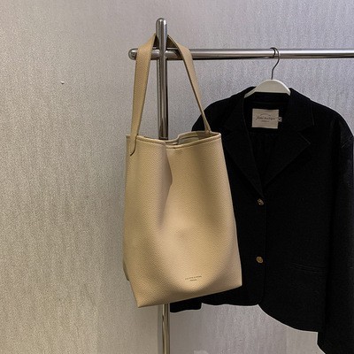 慵懒大包包女新款2025超火简约单肩包上班通勤软皮水桶包女大容量|undefined