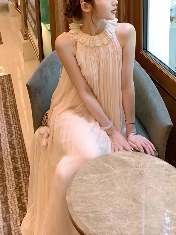 Capri Midsummer Fairy Silk Embroidered Petal Collar Halter Skirt Pleated Sleeveless Loose Lazy Style Dress