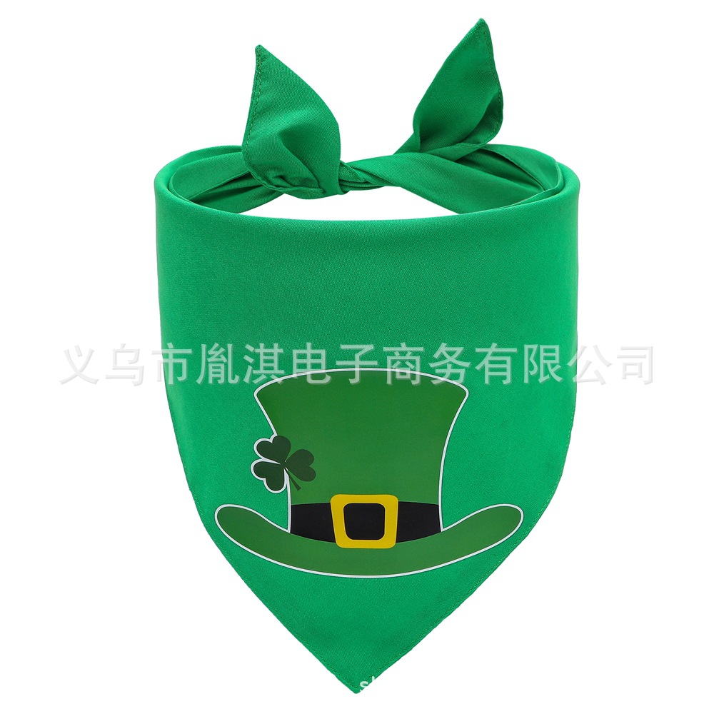 Tanpopo transfronteriza nueva mascota perro triángulo bufanda Festival irlandés perro grande saliva toalla joyería al por mayor