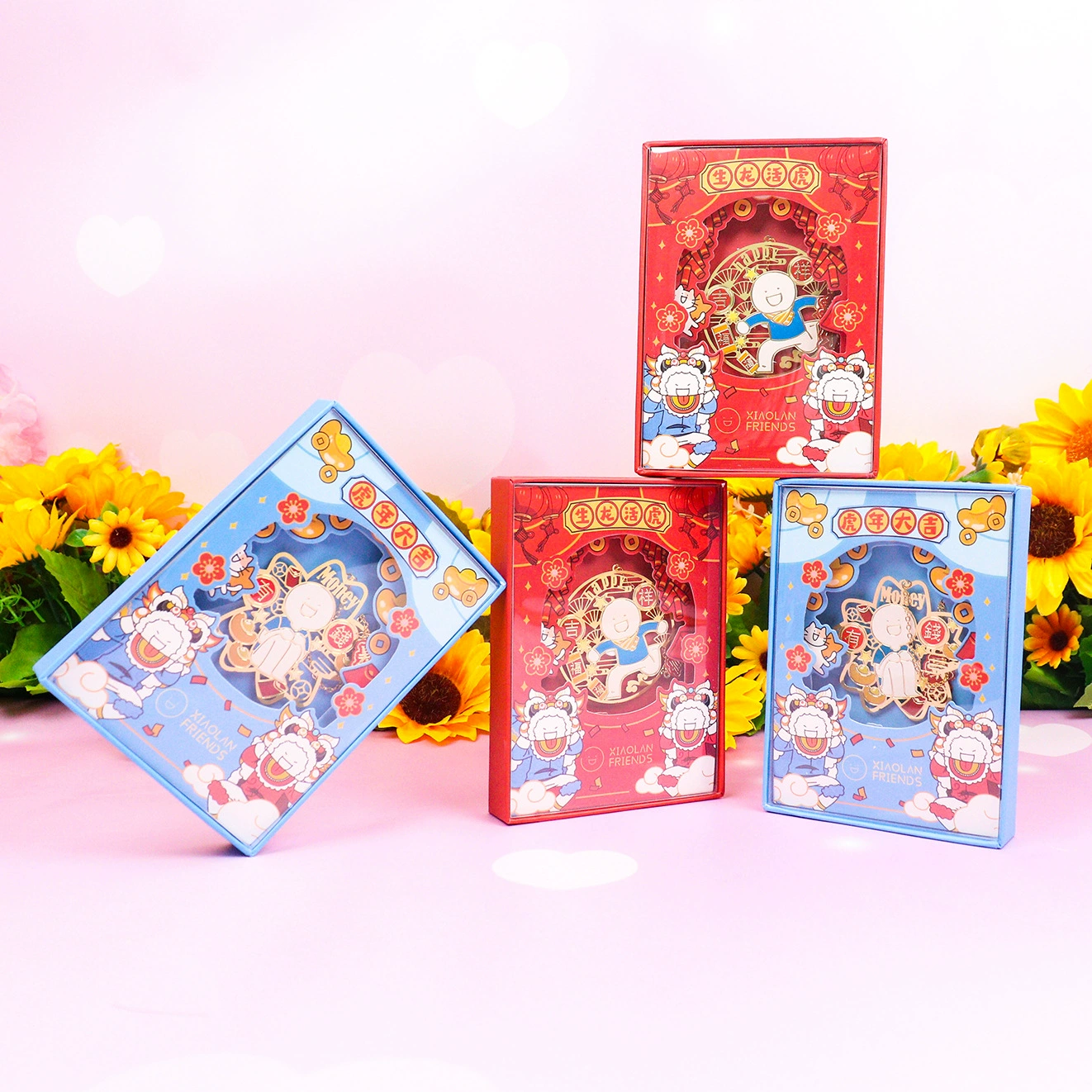 [ Cute cartoon metal bookmark cultural and creative hollow genuine guarantee gift box packaging gift preferred national trend now]