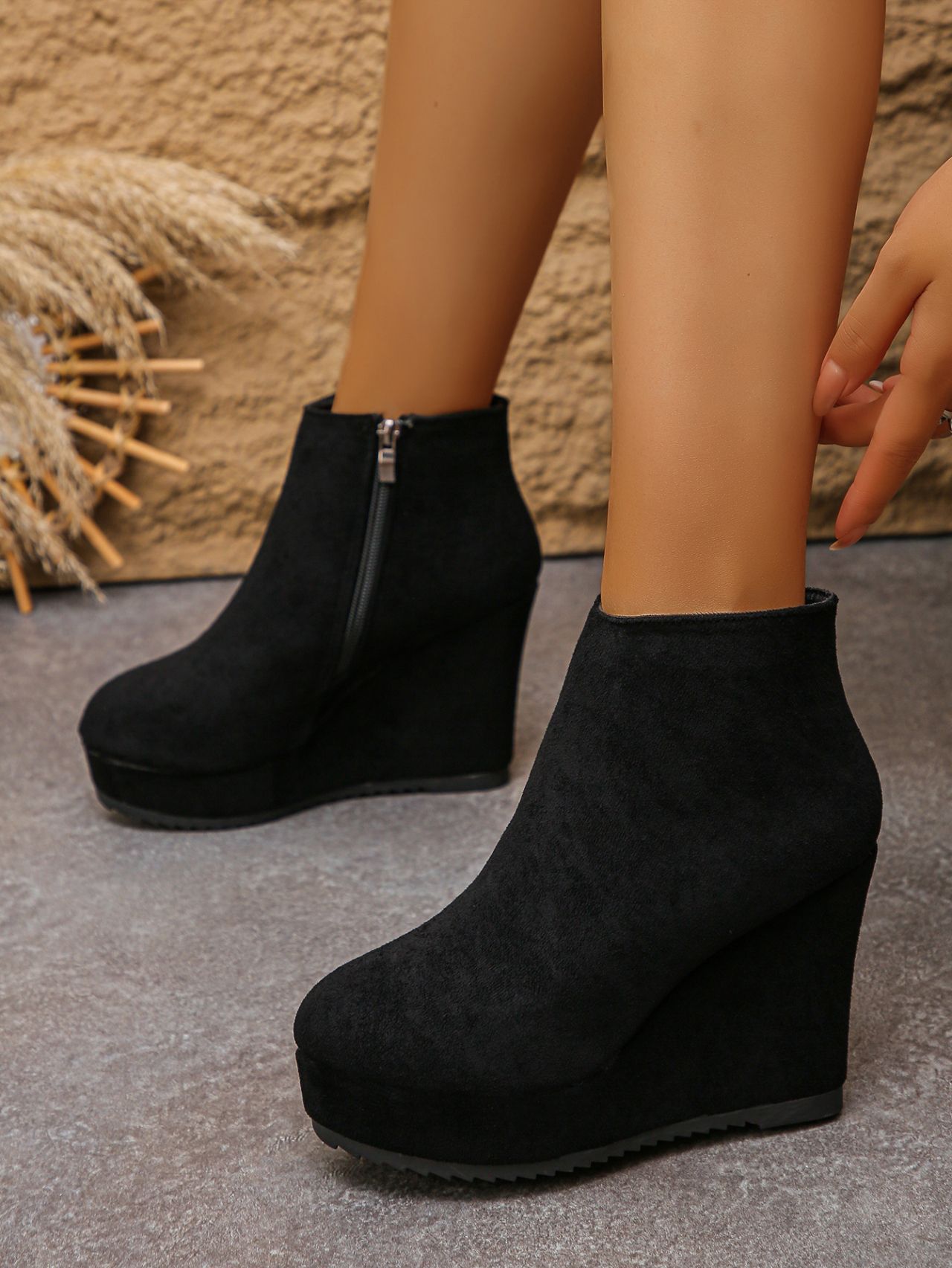 Women's Suede Wedge Ankle Boots Platform Cowboy Style Winter_voghion.com