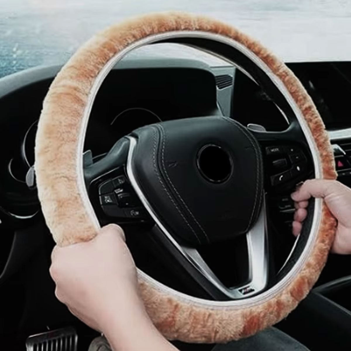 Cuatro temporadas de manejo de volante de automóvil general transfronterizo de manejo de automóvil de comercio electrónico al por mayor manejo de volante de peluche