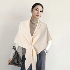 文艺三角巾披肩秋冬羊毛混纺2025新款外搭多功能围巾围脖坎肩百搭
