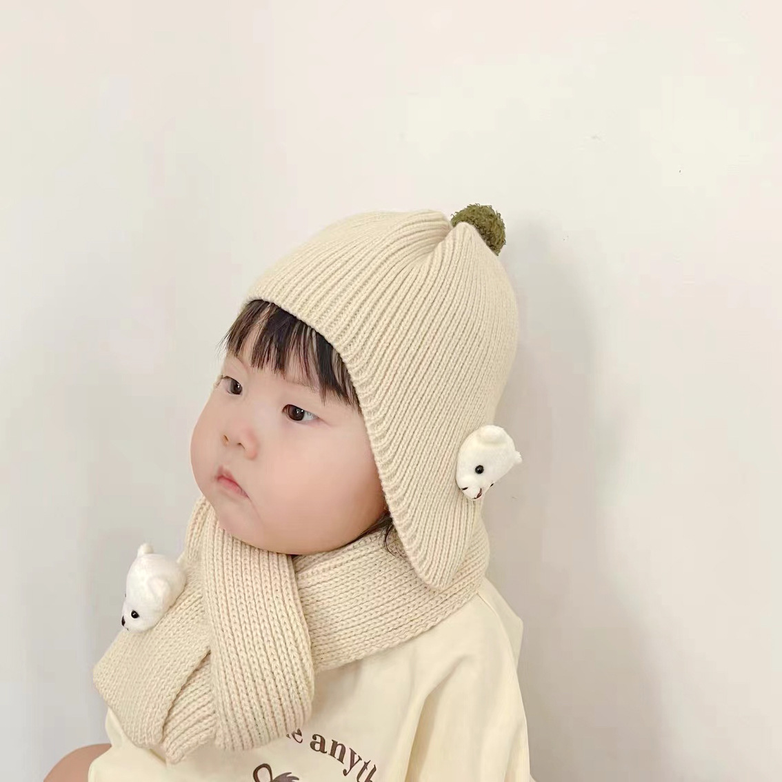 Cartoon Bär Ohrkappe Koreanische Baby Warme Zweiteilige Kinder Wollmütze Winter Strickschal display picture 1