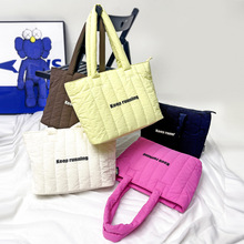 2024新款秋冬包包潮牌时尚通勤大容量单肩大包女羽绒感软包托特包