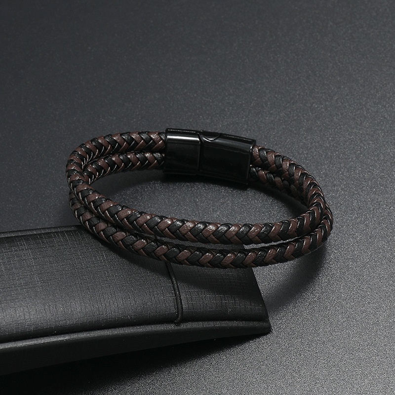 Fashion Simple Retro Woven Magnet Clasp Leather Bracelet
