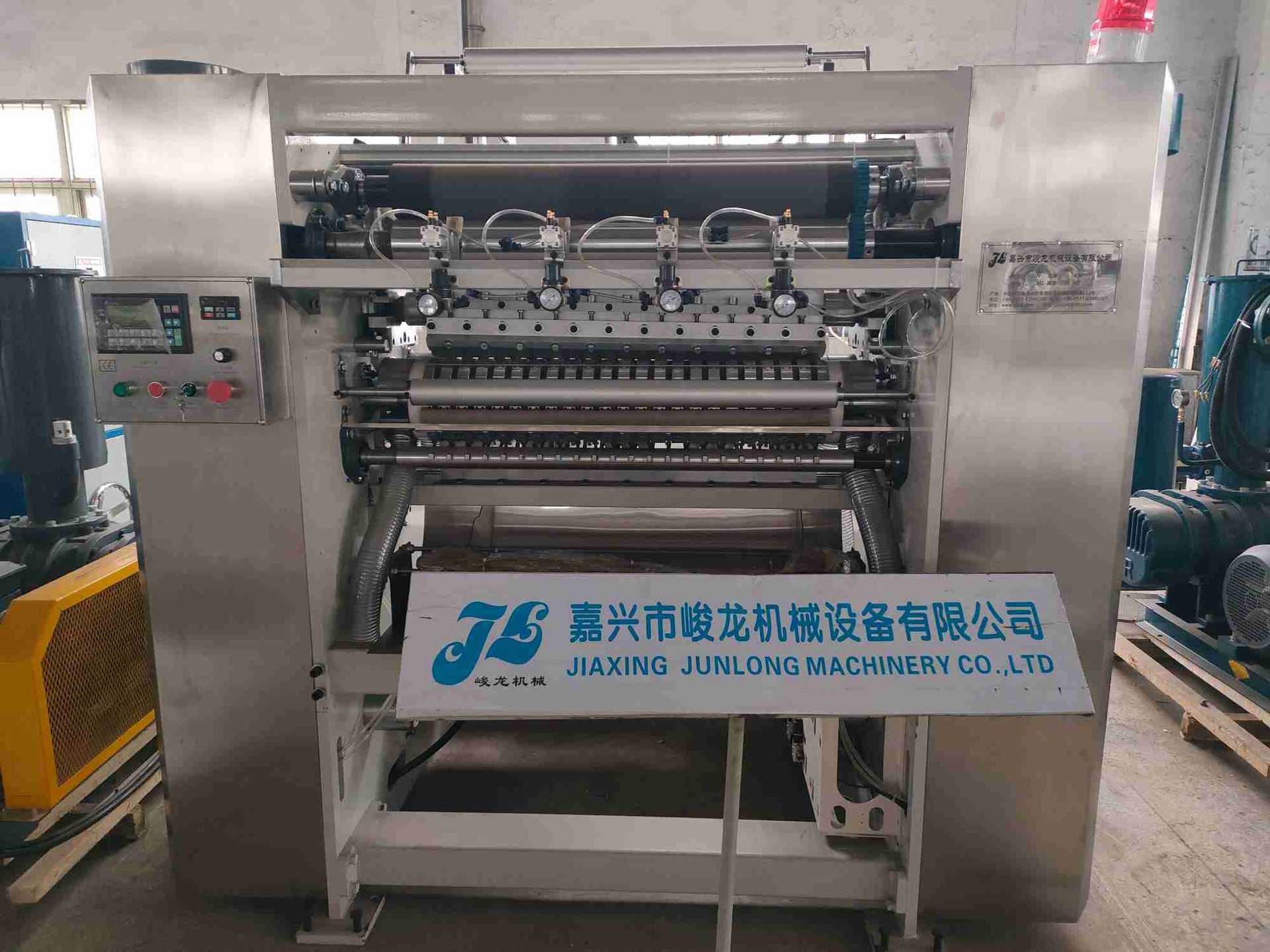 一次性洗脸巾机器机器 棉柔巾设备厂家 美容擦脸巾洁面巾柔巾卷机