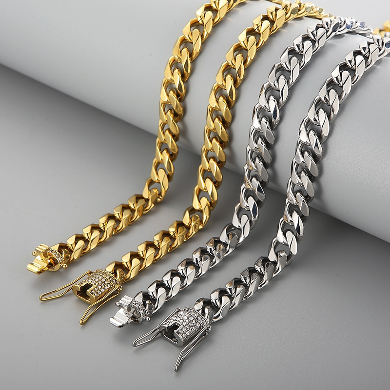 135g Weight PVD Coated Gold Plating Process 18K Real Gold Plated Plating Material 304 Stainless Steel Pendant Material Rhinestones Inlay Material Necklace Classification 304 Stainless Steel Chain Material Daily Occasion 304 Stainless Steel Material Geometric Pattern Unisex Gender Fashion Style Waterproof Non Tarnish, Inlay Craft Fashion Geometric Stainless Steel Necklace Inlay Rhinestones Stainless Steel Necklaces 1