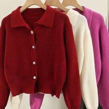 红色翻领单排纽扣针织开衫女秋冬季韩系软糯长袖短款上衣女小外套