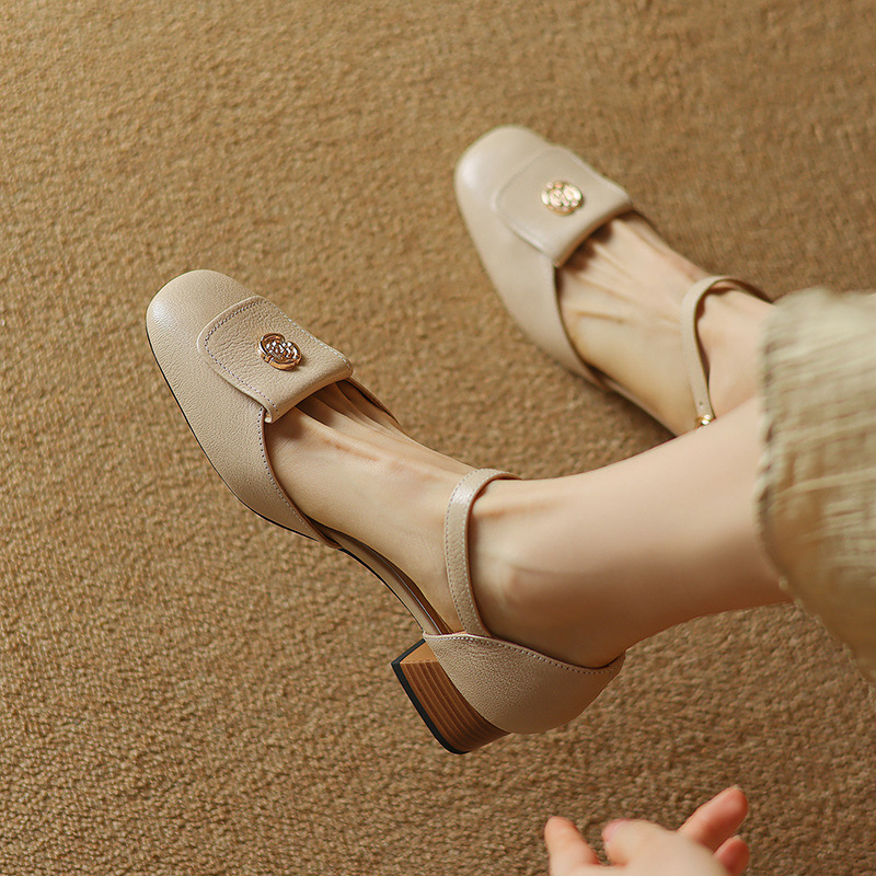 Sandal nữ quai ngang mũi bao da cừu cao cấp, gót vuông ổn định — Màu trắng be