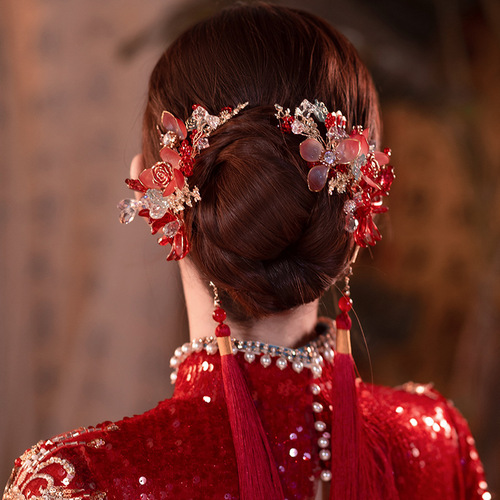 Bridal headdress for women chinese wedding party red flowers tassel hair clasp ancientry XiuHe hair accessories married the bride hairpin 