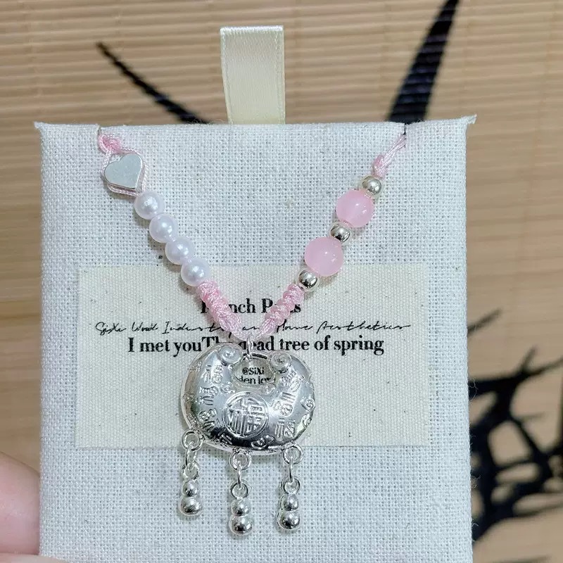 Ventas al por mayor en caliente nuevo collar de bloqueo de seguridad chino estilo antiguo femenino estilo de alta calidad collar tejido a mano estilo nacional personalidad