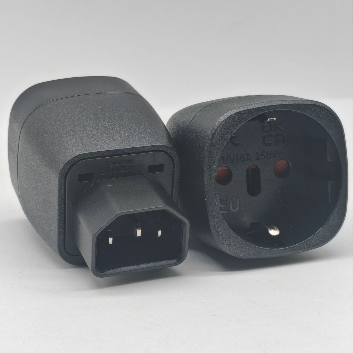 翼德批发YEU-320欧式转IEC320插头德式转C14插头 IEC PUD转换头