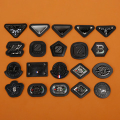 五金金屬皮標服裝牛仔褲皮牌童褲服裝鞋帽輔料標羽絨服夾克褲標