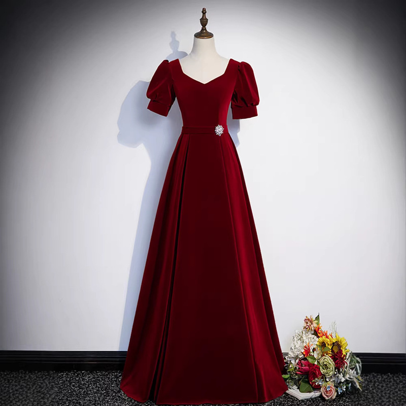 Bride's Wine Red 2026 New Style Wedding Dress Engagement Banquet Host Long Evening Gown