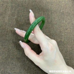 ��Ȼ�½����������C���˾G��Ů��A�l�̾Gɫ����������C�ӕr��