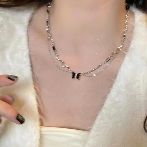 Wave Pattern Irregular Butterfly Necklace Women's Light Luxury Niche Clavicle Chain Design High-end Personality Necklace