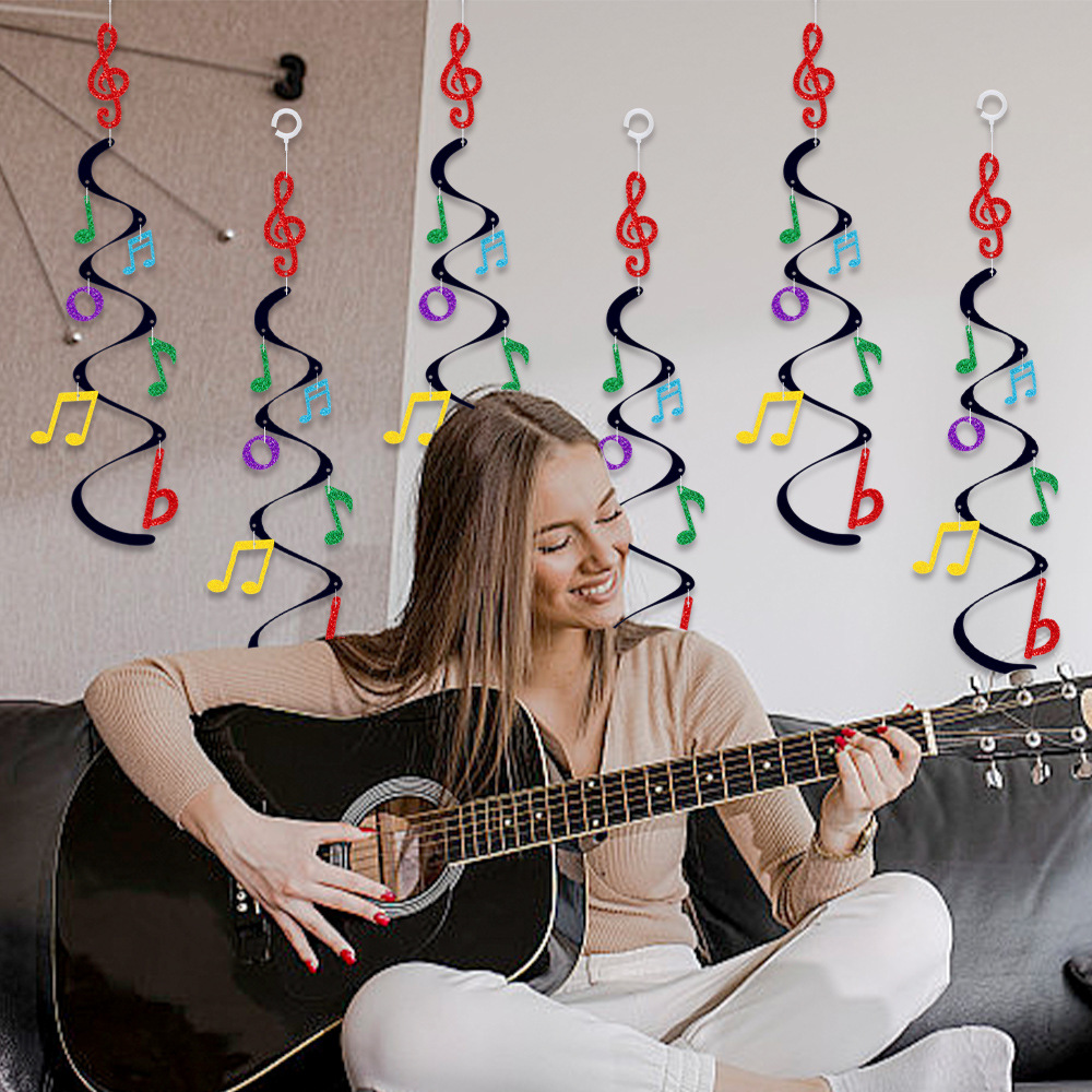 Nuevos productos transfronterizos Decoración de cumpleaños Decoración de campanas de viento de notas Adornos en espiral Decoración de fiesta de cumpleaños Adornos en espiral