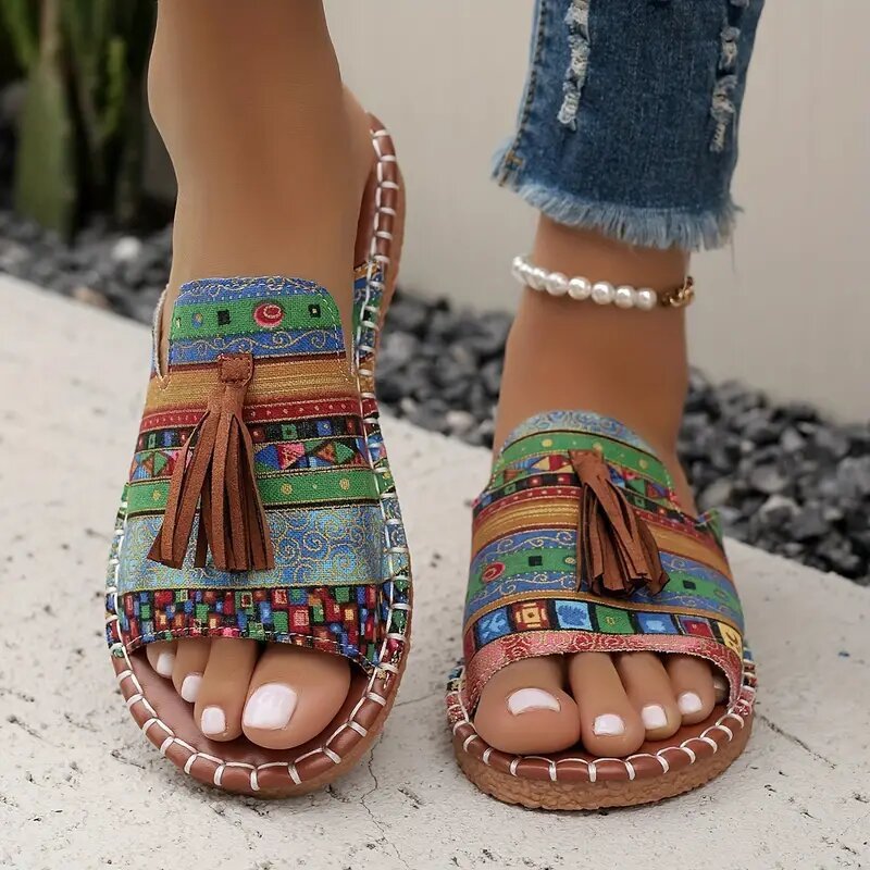 Spot Cross-Border Bohemian Flats Slippers for Women 2025 New European and American Tassel Sandals Temu Hot Style Large Size