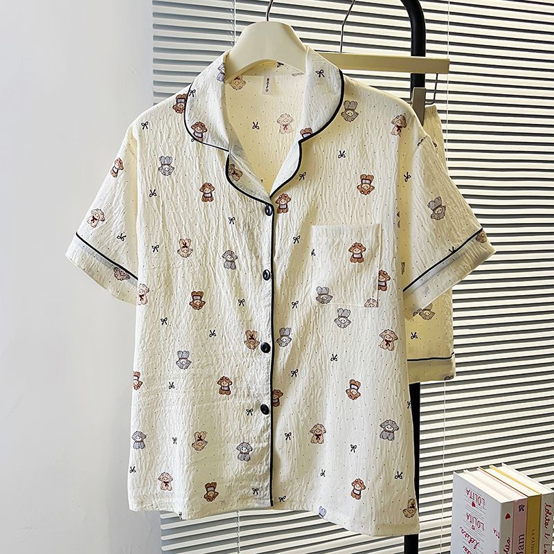 Pijamas al por mayor transfronterizos pantalones cortos de manga corta de verano para mujer cardigan de dibujos animados sueltos que se pueden usar afuera
