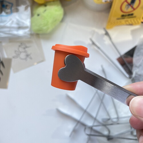 Small loving palm snack ice clip mini food clip fruit biscuit ice cube clip BH163